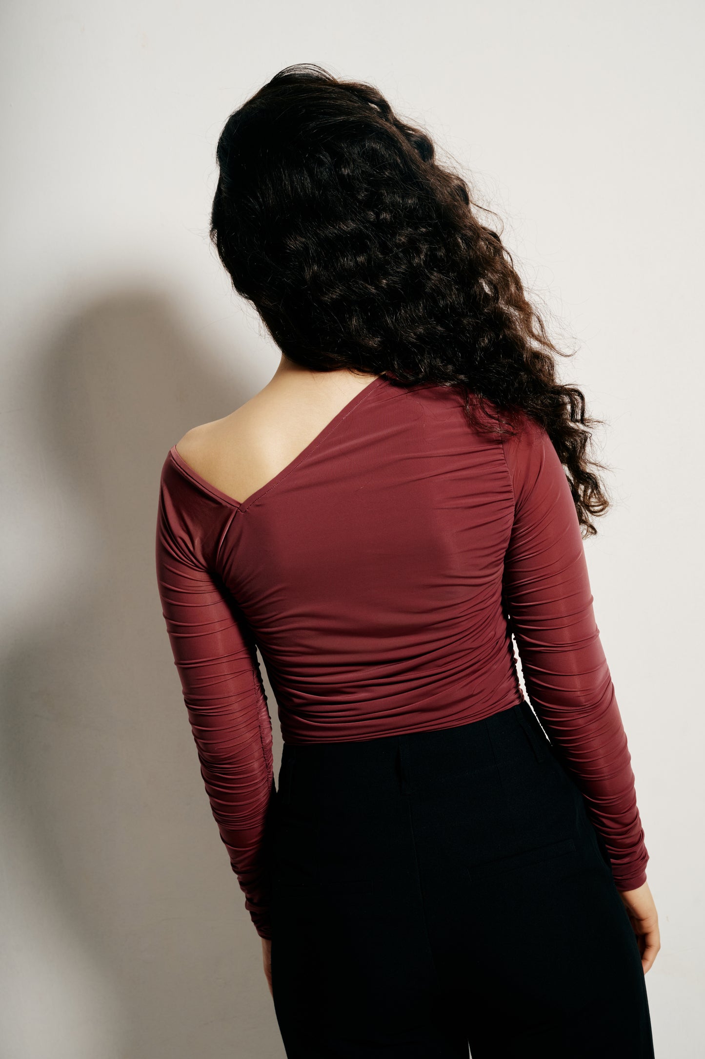 One-shoulder Drape top