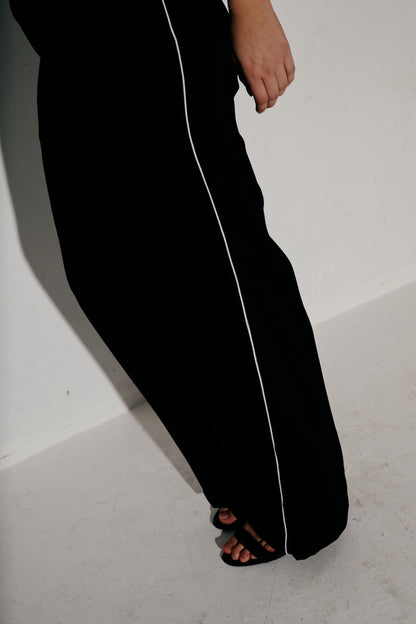 Contour Trouser